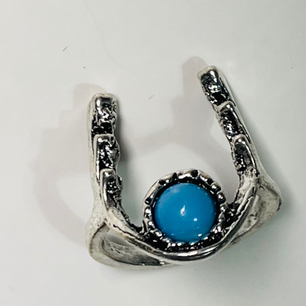 Western Horseshoe Ring Blue Faux Turquoise Antiqued Silver Tone Statement Band